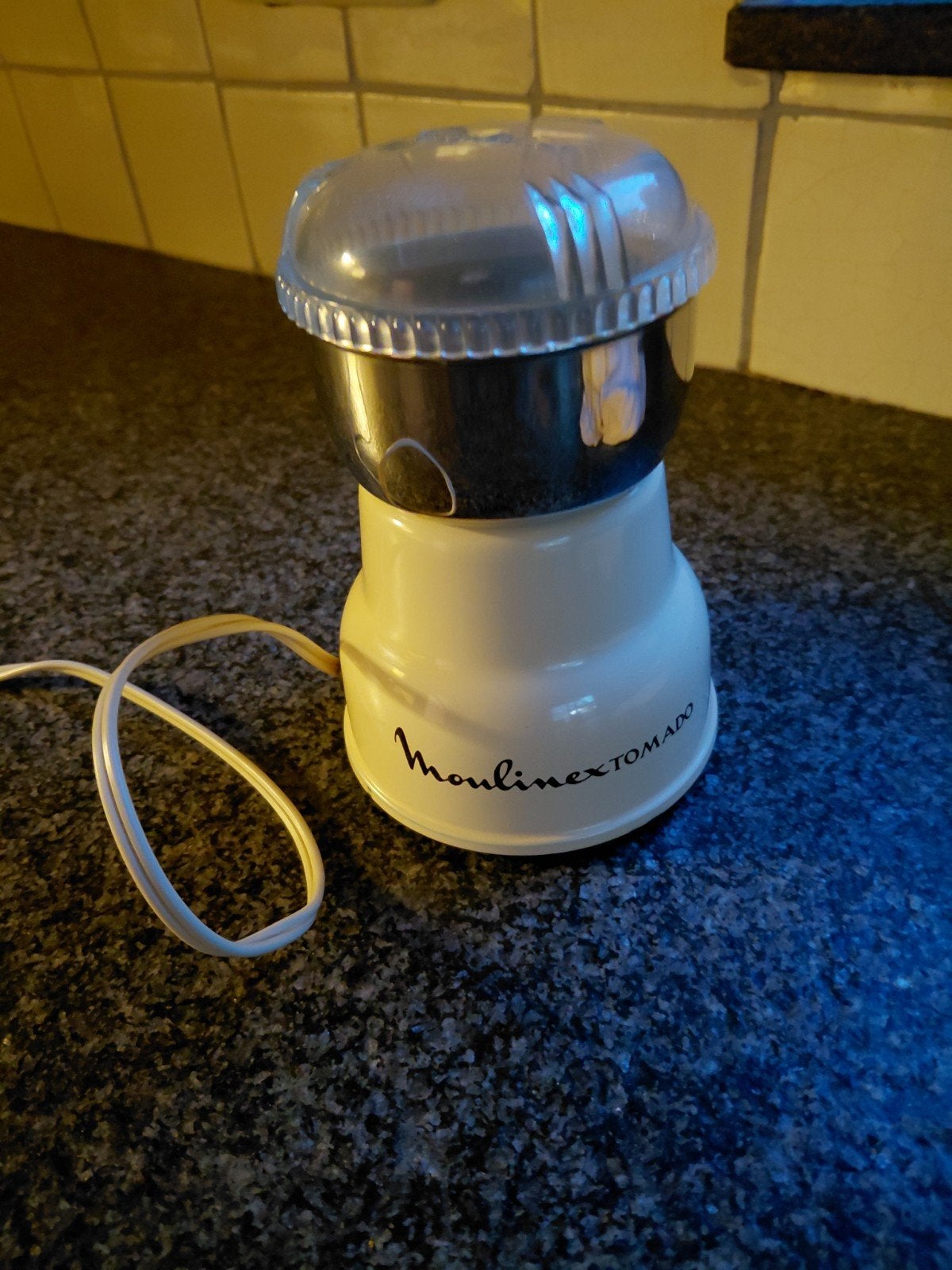 Moulinex Tomado Koffiemolen/Kruidenmolen - Vintage, Minder dan 1 liter, Ophalen of Verzenden, Gebruikt, 1 snelheid