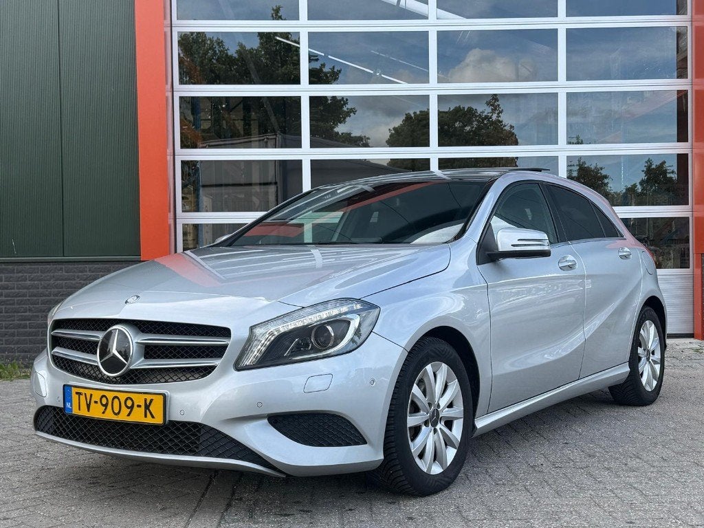 Mercedes-Benz A-Klasse A200 4-matic Automaat|LED|PDC|panodak, Auto's, Automaat, 136 pk, 4 cilinders, Bedrijf