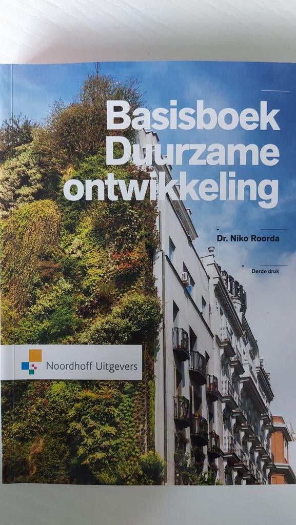 Basisboek Duurzame ontwikkeling - Dr. Niko Roorda, Ophalen, Dr. Niko Roorda, HBO, Zo goed als nieuw