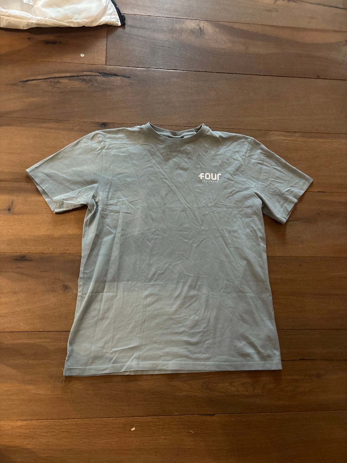 Four T-shirt maat S, Ophalen of Verzenden, Gedragen, Maat 46 (S) of kleiner, Grijs
