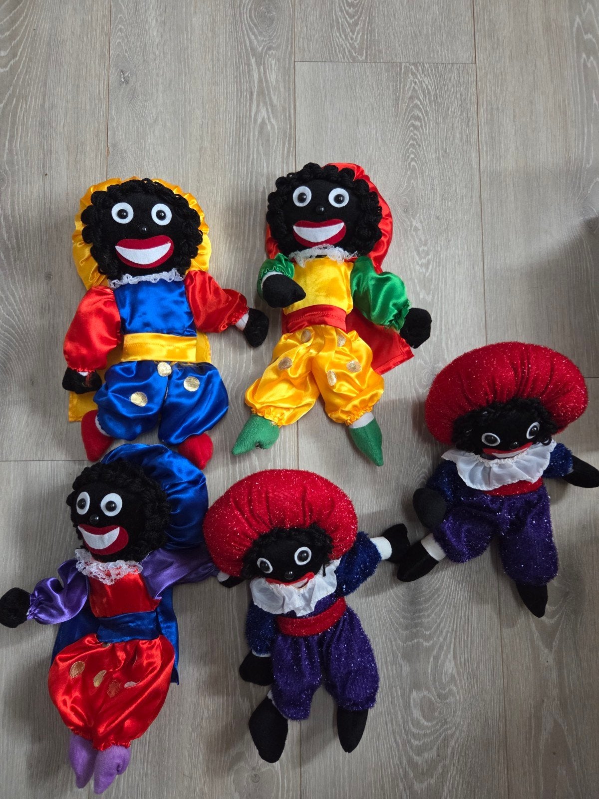 Zwarte Piet - 5x buigzame poppen 33cm ijzerdraad, Diversen, Sinterklaas, Ophalen of Verzenden, Gebruikt