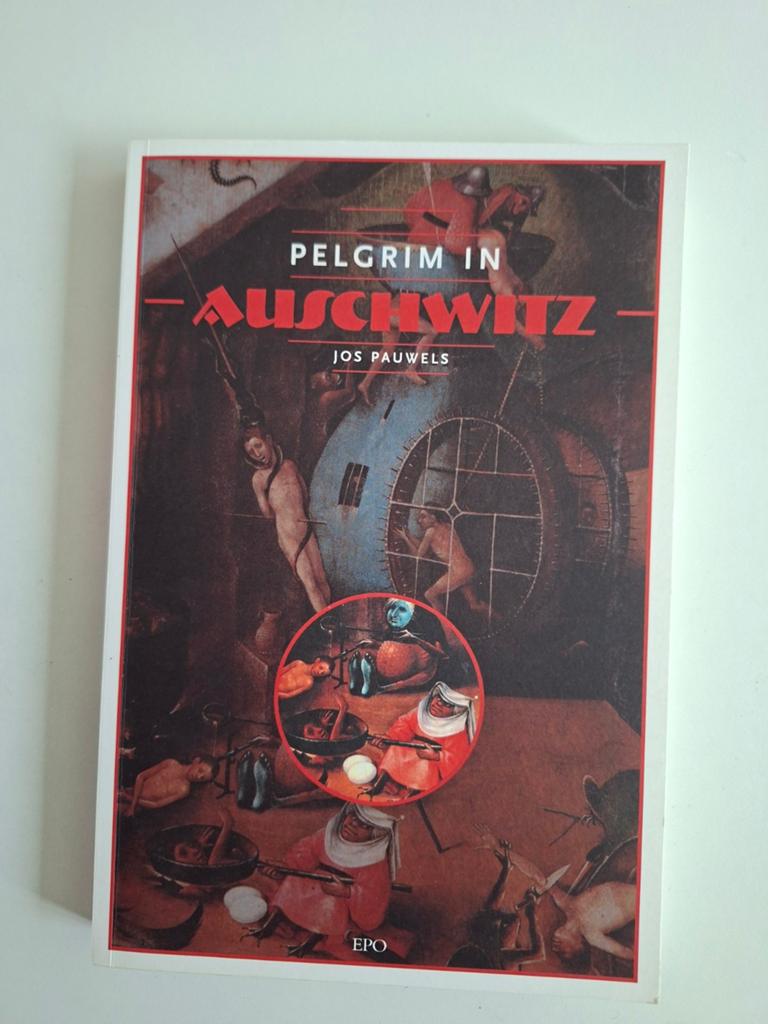 Pilgrim in Auschwitz - Jos Pauwels (Gesigneerd), Boeken, Ophalen of Verzenden