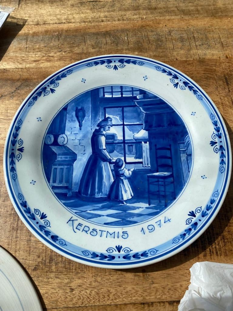 Royal Delft Kerstmis 1974 Bord - Gelimiteerde Editie, Antiek en Kunst, Ophalen of Verzenden