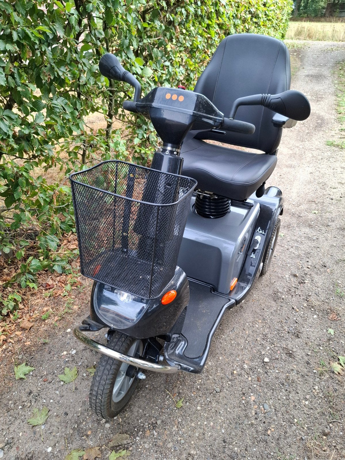 Scootmobiel Life and Mobility Solo 3 comfort, Ophalen, 46 km of meer, Life and Mobility, 16 km/u of meer