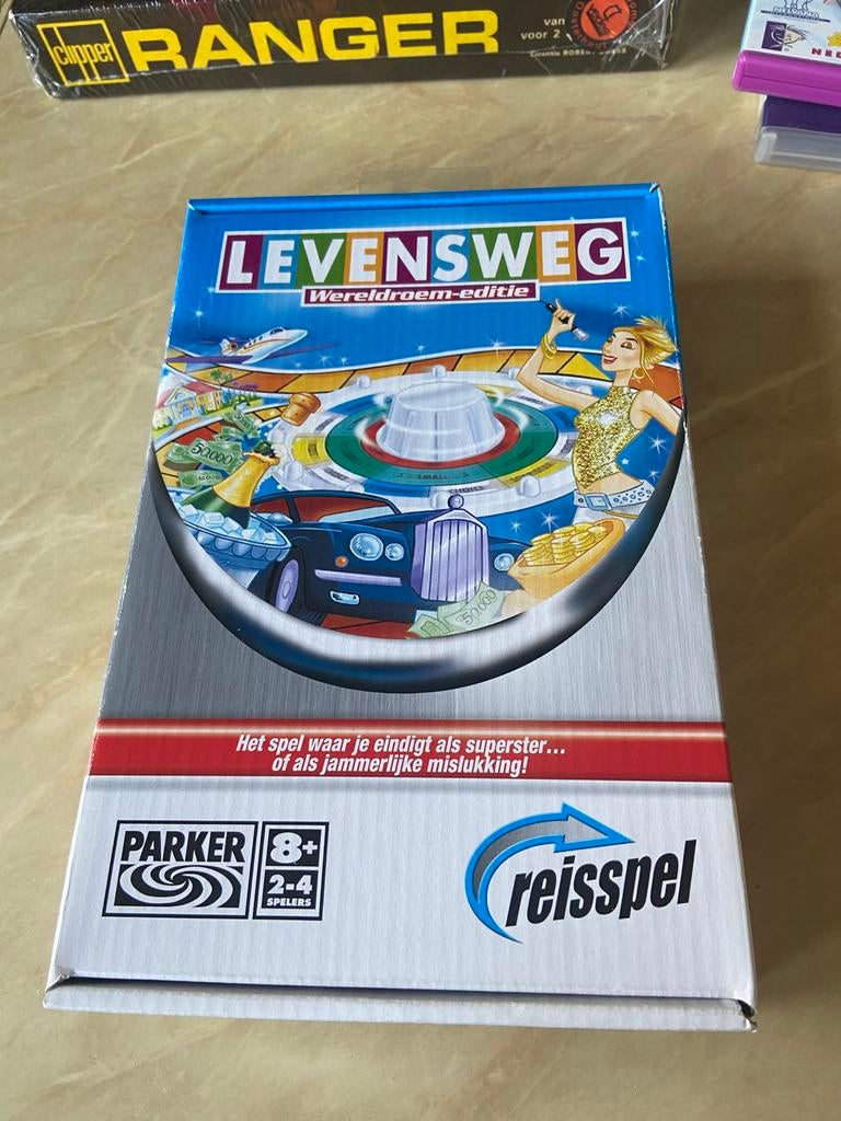 Levensweg Werelddroom-editie Reisspel, Drie of vier spelers, Ophalen of Verzenden, Nieuw, Reisspel