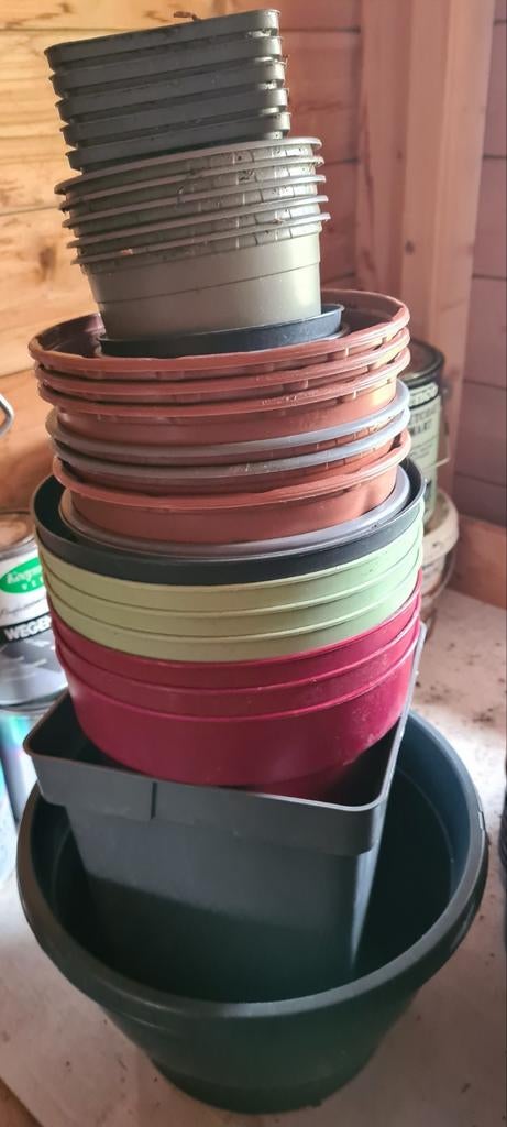 Bloempotten in diverse maten, Ophalen, Kunststof, Gebruikt, Binnen