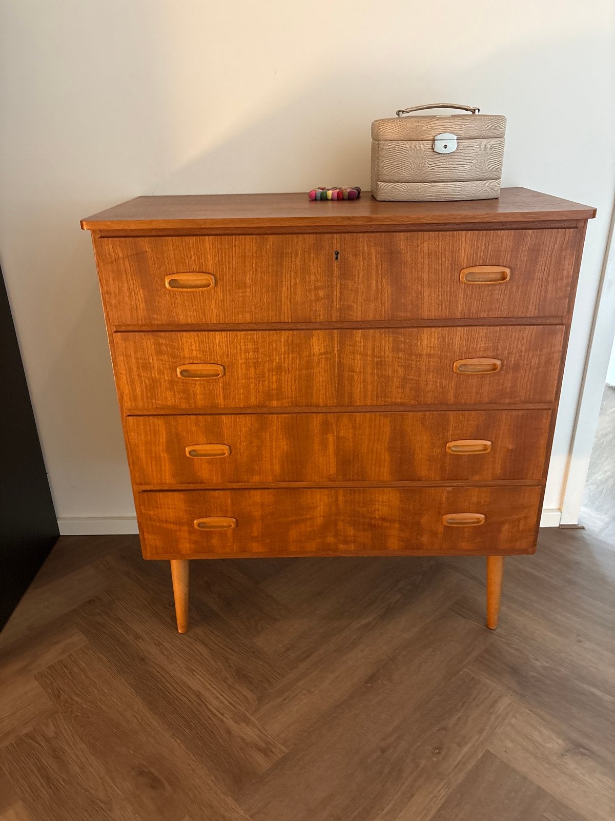 Vintage Teak Fineer Ladekast Maloy - Scandinavisch Design, Ophalen, Gebruikt, 100 tot 150 cm, Teakhout