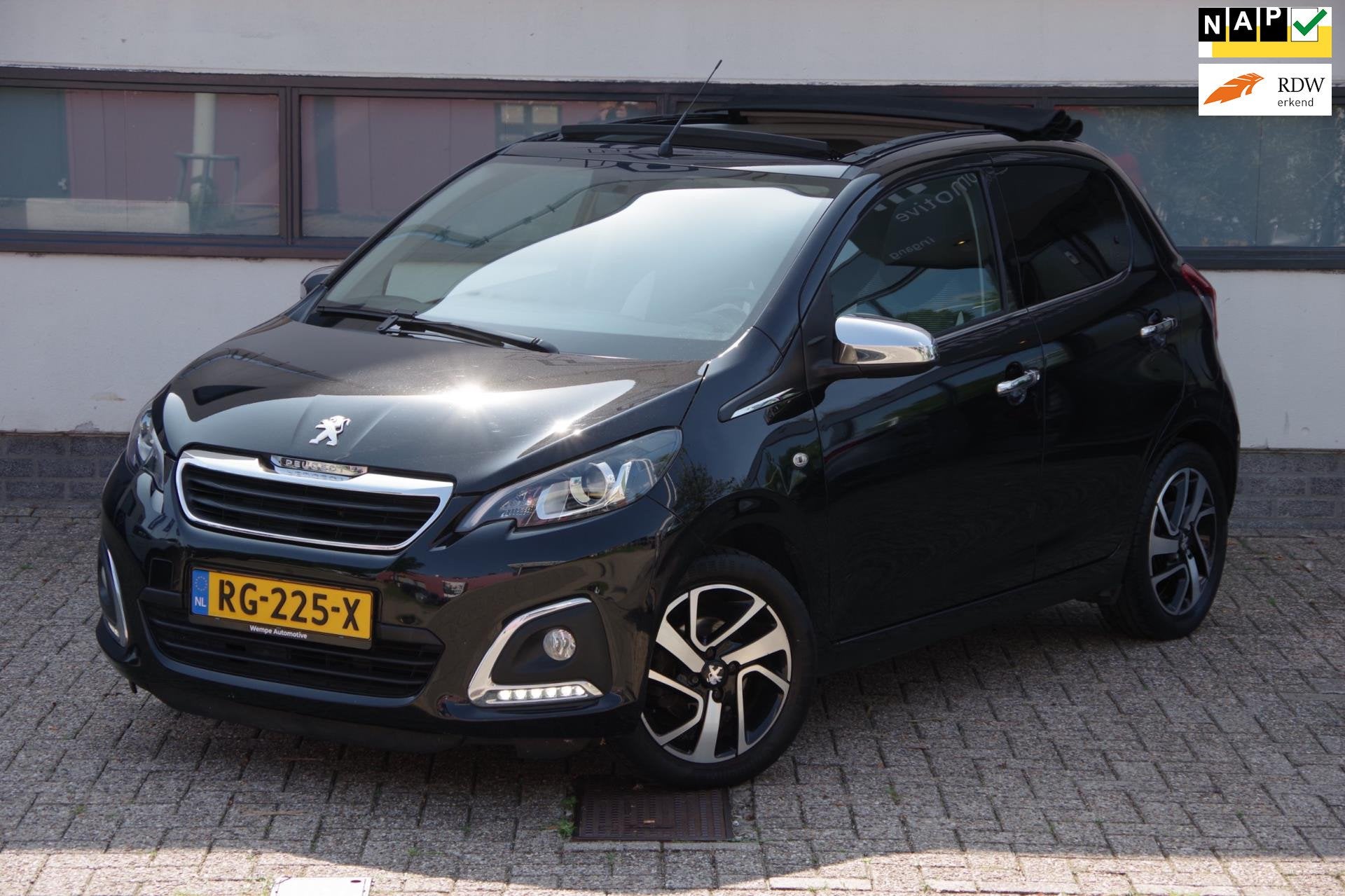 Peugeot 108 1.0 e-VTi Allure TOP! |Dealer onderhouden| Navi|, Dealer onderhouden, Stof, Gebruikt, 4 stoelen