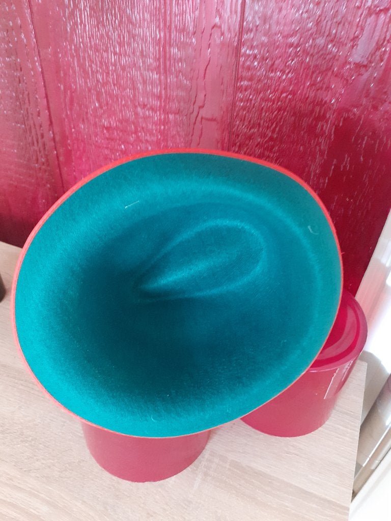 TIROLER HOEDJE, Carnaval, Ophalen of Verzenden, Accessoires, Maat 36 (S)
