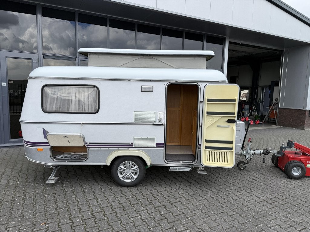 Eriba Touring 420 GT Langslaper + WC 720KG leeg Super Netjes, Caravans en Kamperen, Caravans, Tot en met 2, Bedrijf, Treinzit