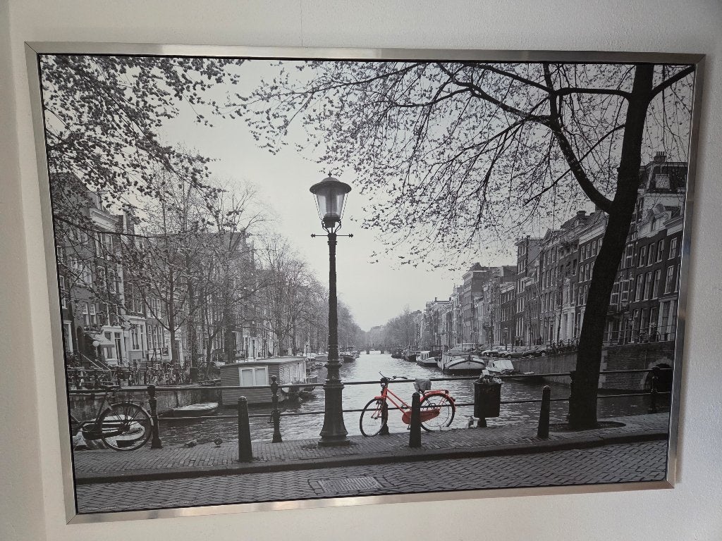 Amsterdam grachten poster, groot 140 x 100 cm Ikea in lijst, Ophalen, Deurposter of groter, Rechthoekig Liggend, Zo goed als nieuw