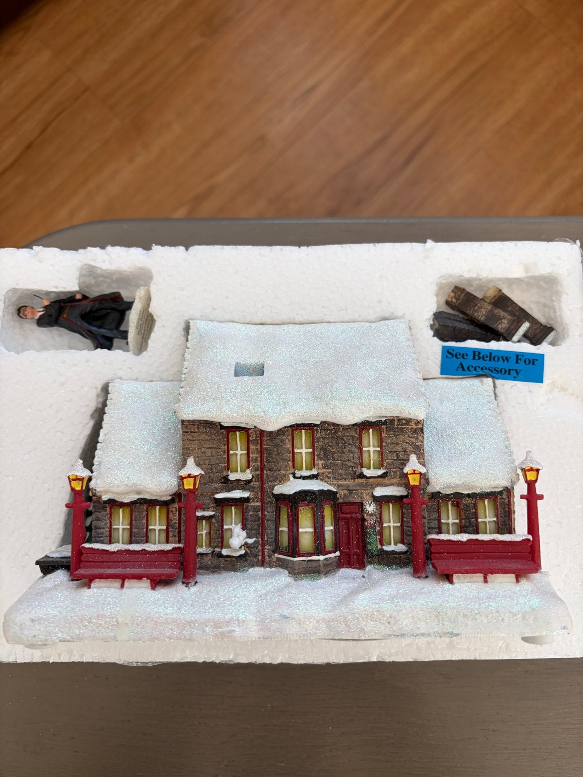 Hogsmeade Train Station Harry Potter Village Collectie, Overige typen, Onbekend, Ophalen of Verzenden, Zo goed als nieuw
