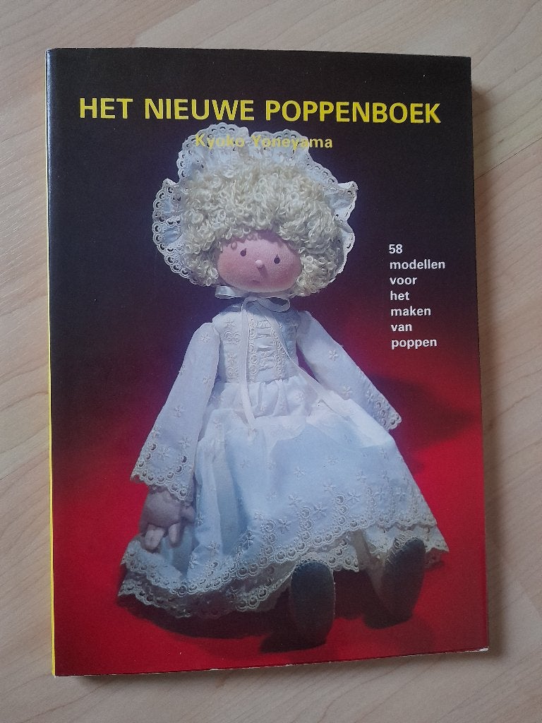 HET NIEUWE POPPENBOEK Kyoko Yoneyama 58 modellen voor het, Ophalen of Verzenden, Gelezen, Overige onderwerpen
