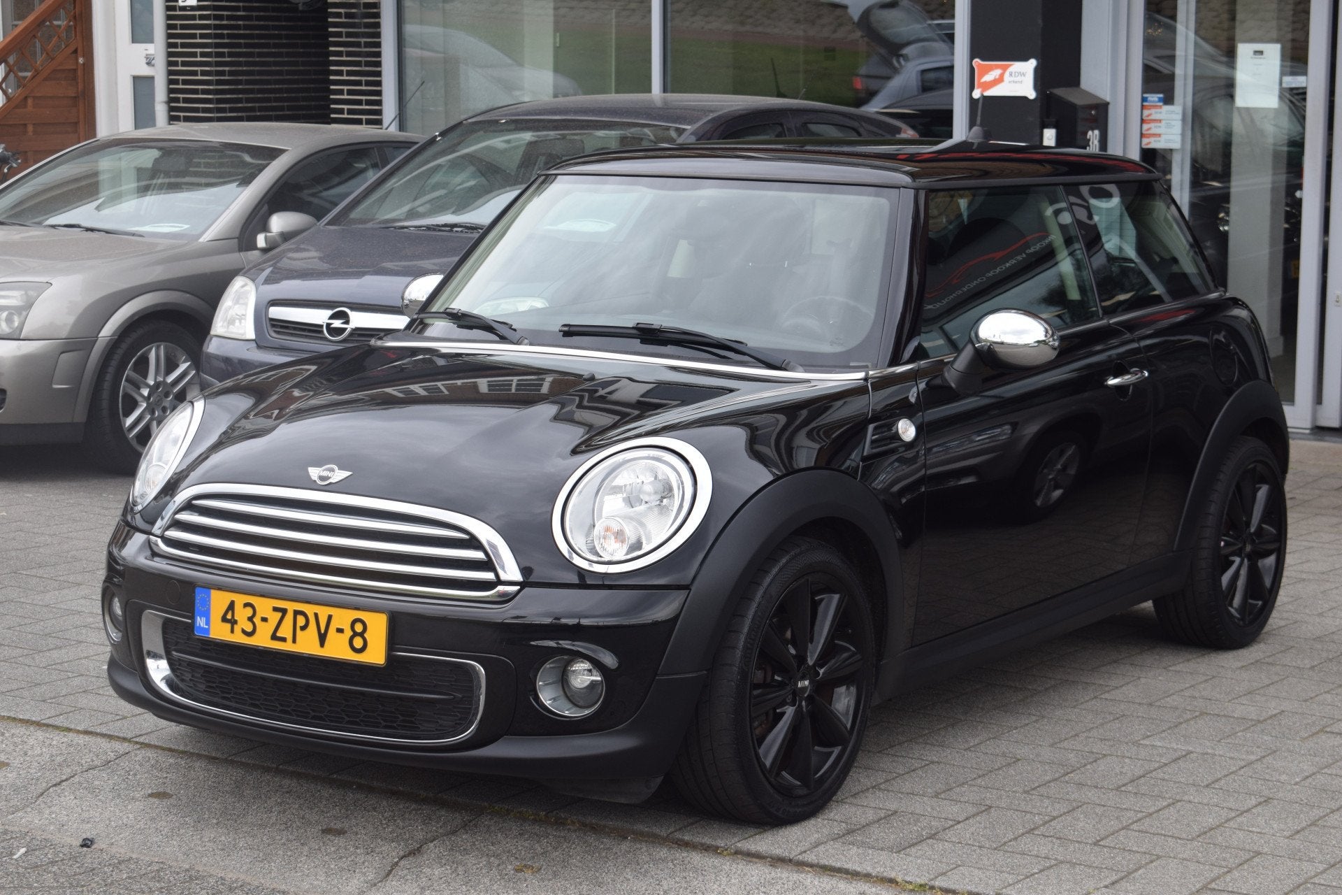 MINI Mini 1.6 One Kite White NAP Eerste Eigenaar Airco, Auto's, Voorwielaandrijving, Euro 5, Stof, Gebruikt