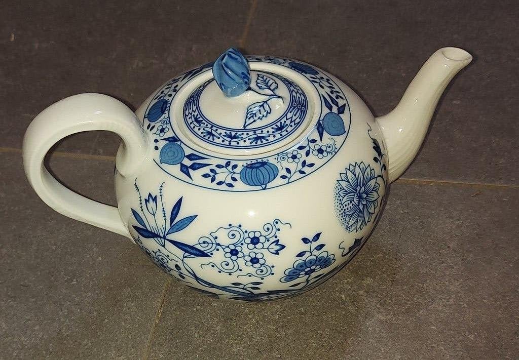Porseleinen Hutschenreuther theepot ( inh. 1,1 ltr), Verzamelen, Ophalen of Verzenden, Zo goed als nieuw, Porselein, Overige typen