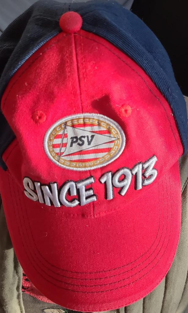 PSV cap since 1913 kampioen PSV pet, Verzamelen, Sportartikelen en Voetbal, Ophalen of Verzenden, Zo goed als nieuw, PSV, Pet of Muts