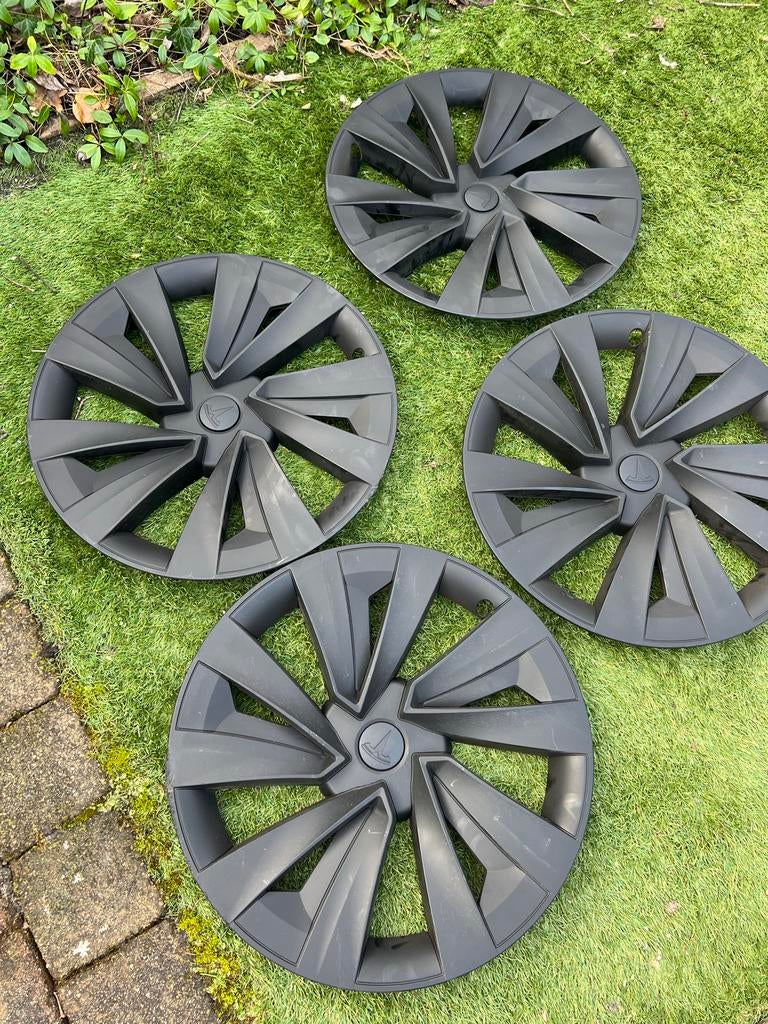 Wieldoppen Tesla Model Y Juniper 19 inch (set van 4), Auto diversen, Wieldoppen, Gebruikt, Ophalen