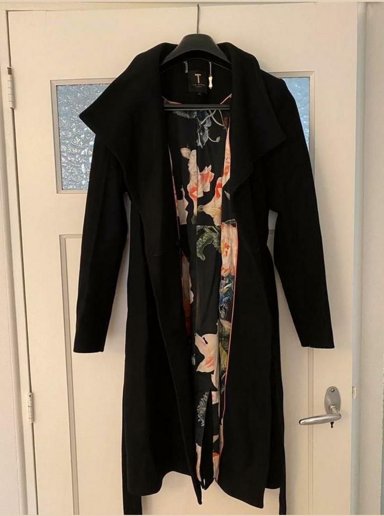 Ted Baker Zwarte Wollen Jas met Bloemenprint Voering M L 🌸, Kleding | Dames, Jassen | Winter, Maat 38/40 (M), Zwart, Ophalen of Verzenden