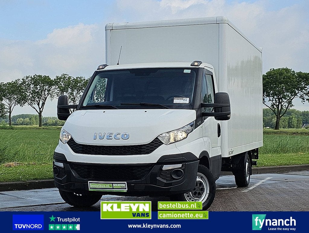 IVECO DAILY 35S15 bakwagen laadklep!, Auto's, Bestelauto's, Gebruikt, Iveco, Wit, Bedrijf