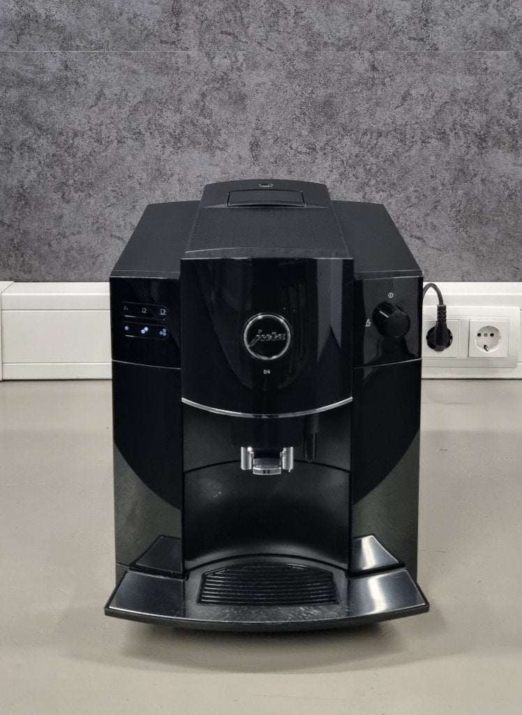 Jura D4 MET GARANTIE EN SERVICEBEURT, 10 kopjes of meer, Ophalen of Verzenden, Gemalen koffie, Afneembaar waterreservoir