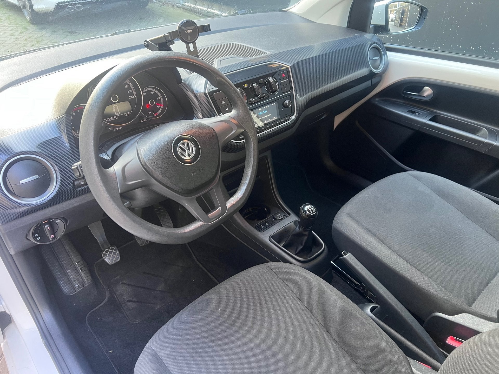 Volkswagen Up! 1.0 move up! BlueMotion - Stoelverwarming Par, Voorwielaandrijving, Gebruikt, Bedrijf, Handgeschakeld