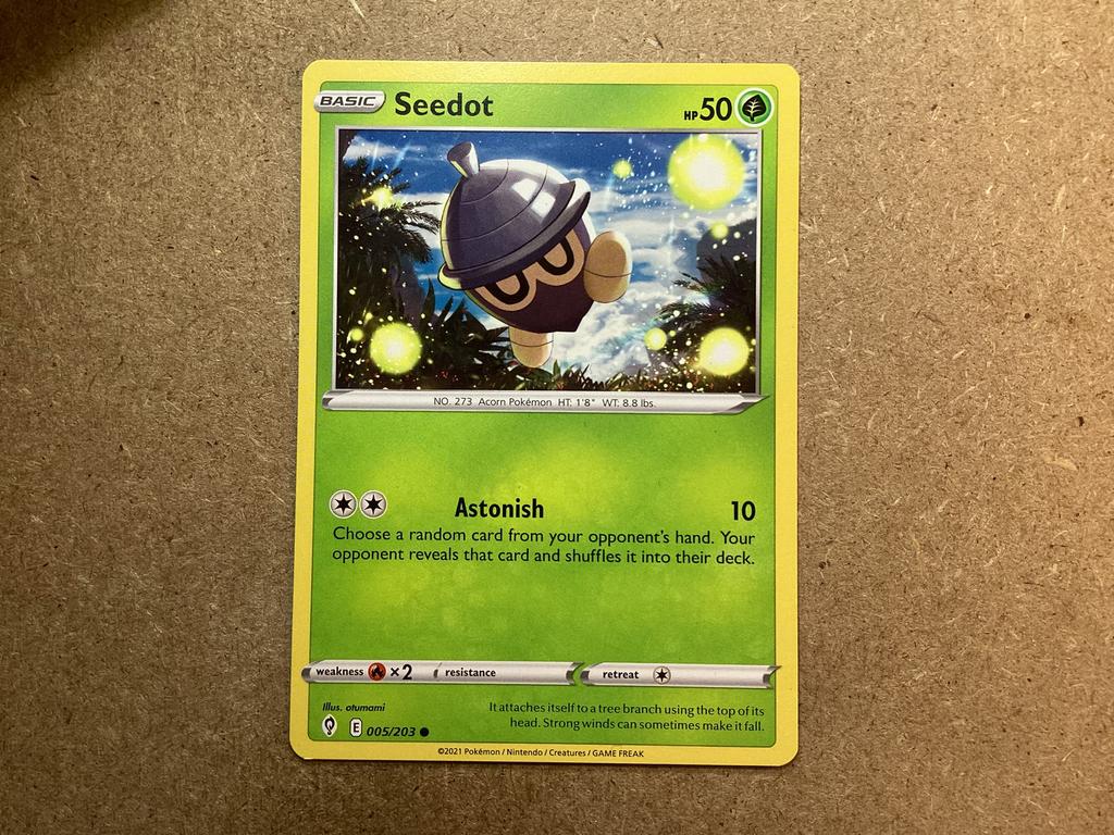 1x Seedot [EVS 005/203] (Near Mint), Ophalen of Verzenden, Zo goed als nieuw, Losse kaart