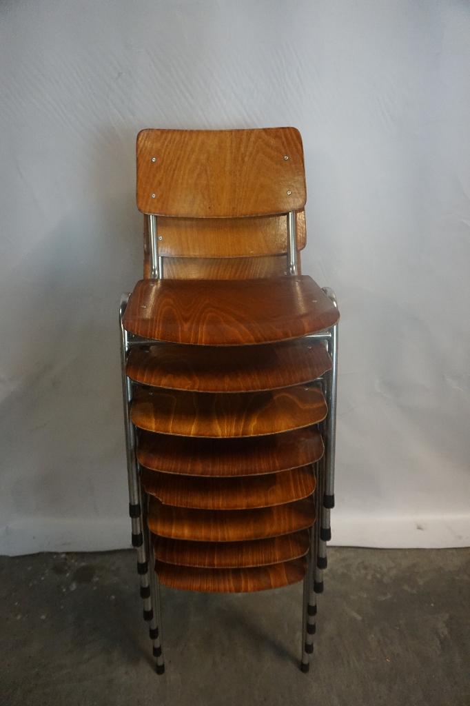 Stapelbare stoelen houten schoolstoelen