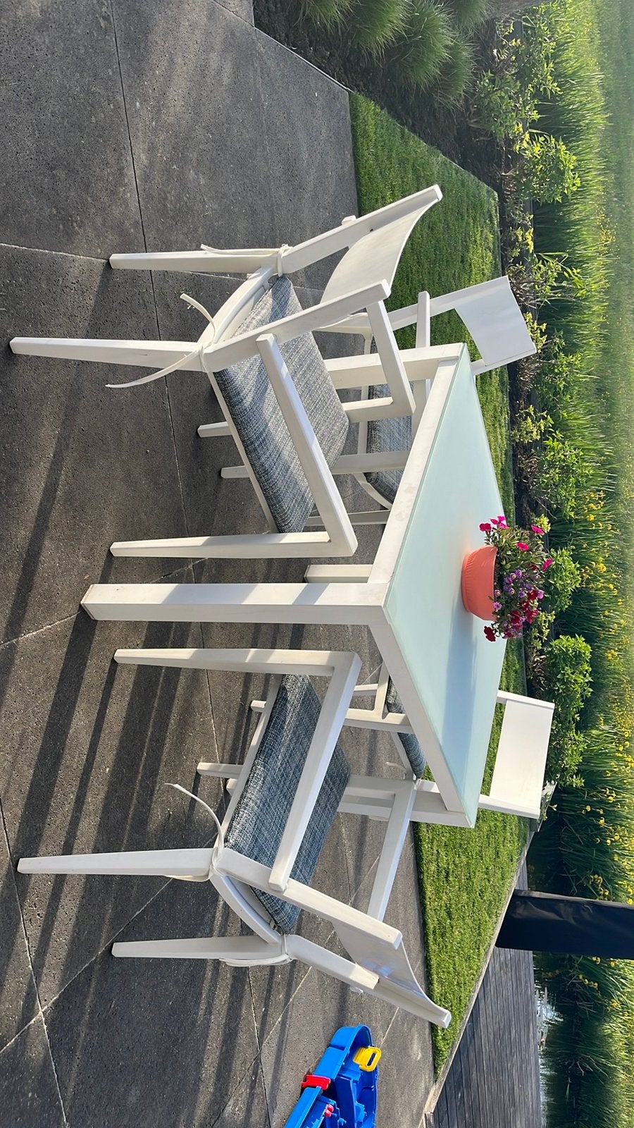 Witte tuinset met 4 stoelen en glazen tafel, Ophalen, 4 zitplaatsen, Gebruikt, Eettafel