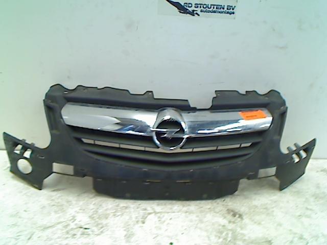 Grille Opel Corsa D (2006-07/2014-08), Gebruikt, Bahnhofsplatz, Rüsselsheim am Main 65423, , Duitsland, Opel, Opel Automobile GmbH