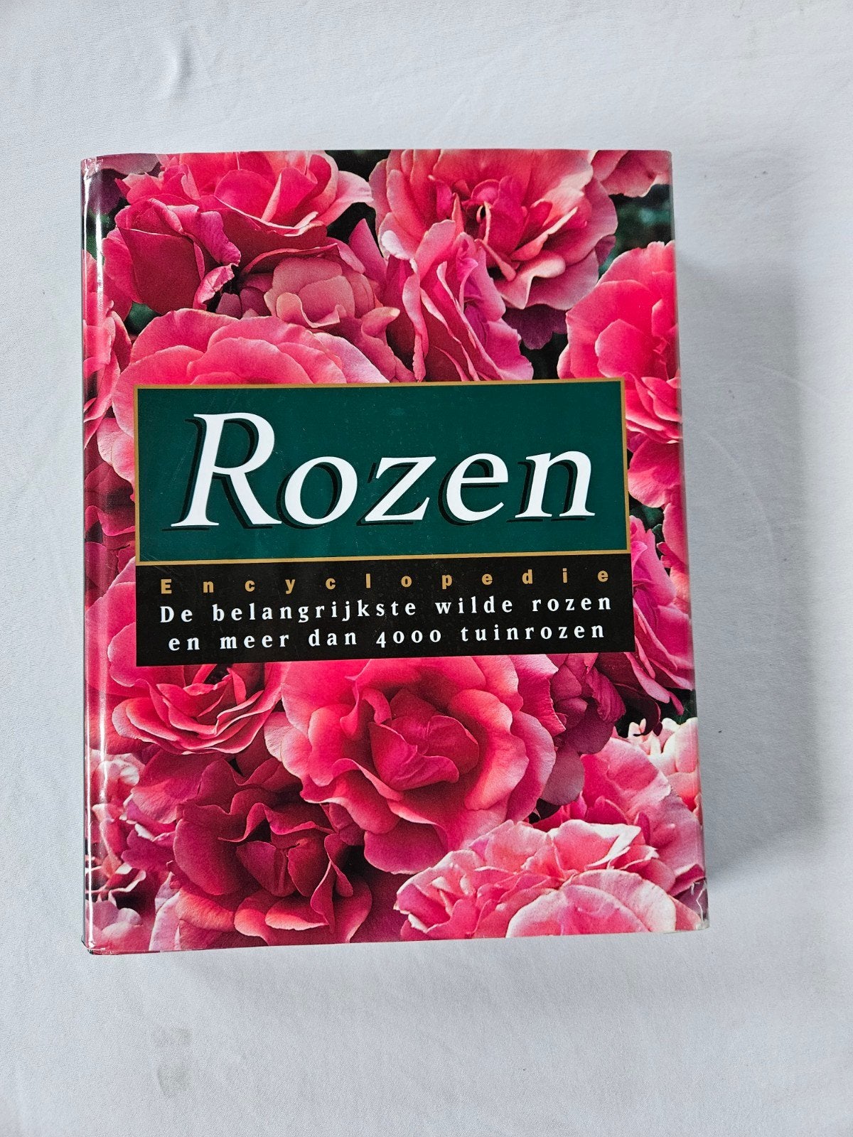 Rozen Encyclopedie: Wilde en Tuinrozen. Bijne nieuwstaat, Penny Martin (Samenstelling), Verzenden, Zo goed als nieuw, Los deel