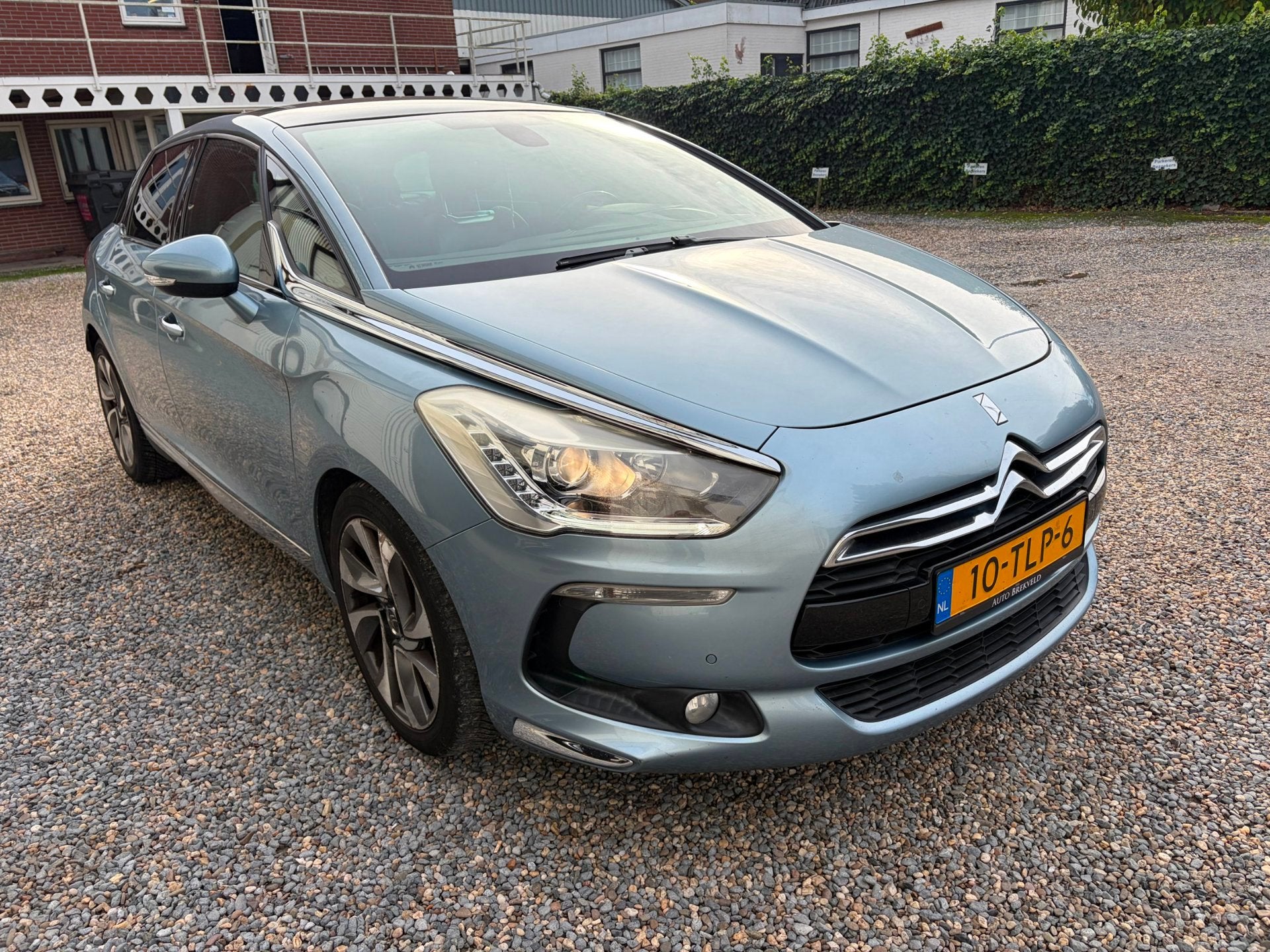 Citroen DS5 1.6 e-HDi So Chic MassG Leer Pano FULL!, Auto's, Gebruikt, Zwart, 4 cilinders, Blauw