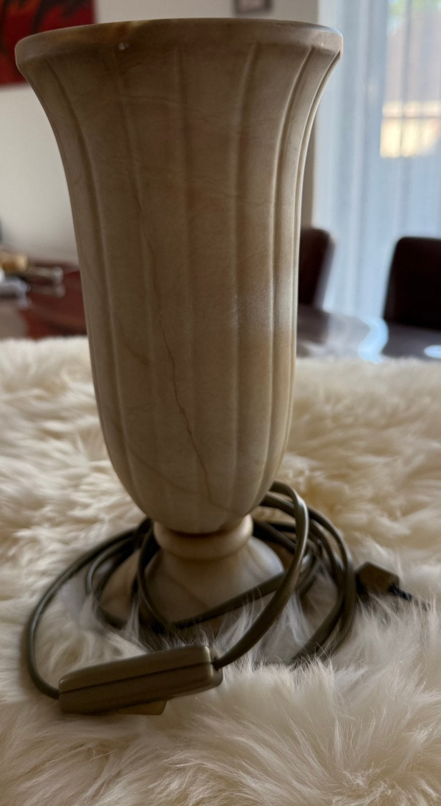 Oud mooi albast lampje, Ophalen, Gebruikt