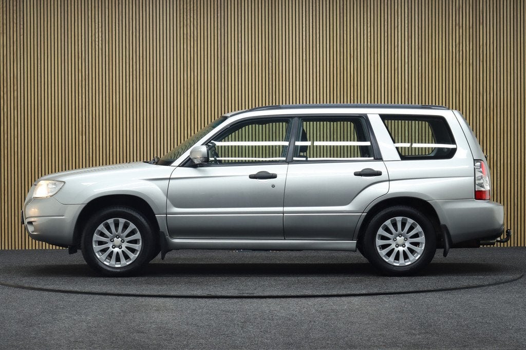 Subaru Forester 2.0 X Comfort Pack | Trekhaak | Cruise-contr, Auto's, Subaru, Gebruikt, Zwart, 4 cilinders, Forester