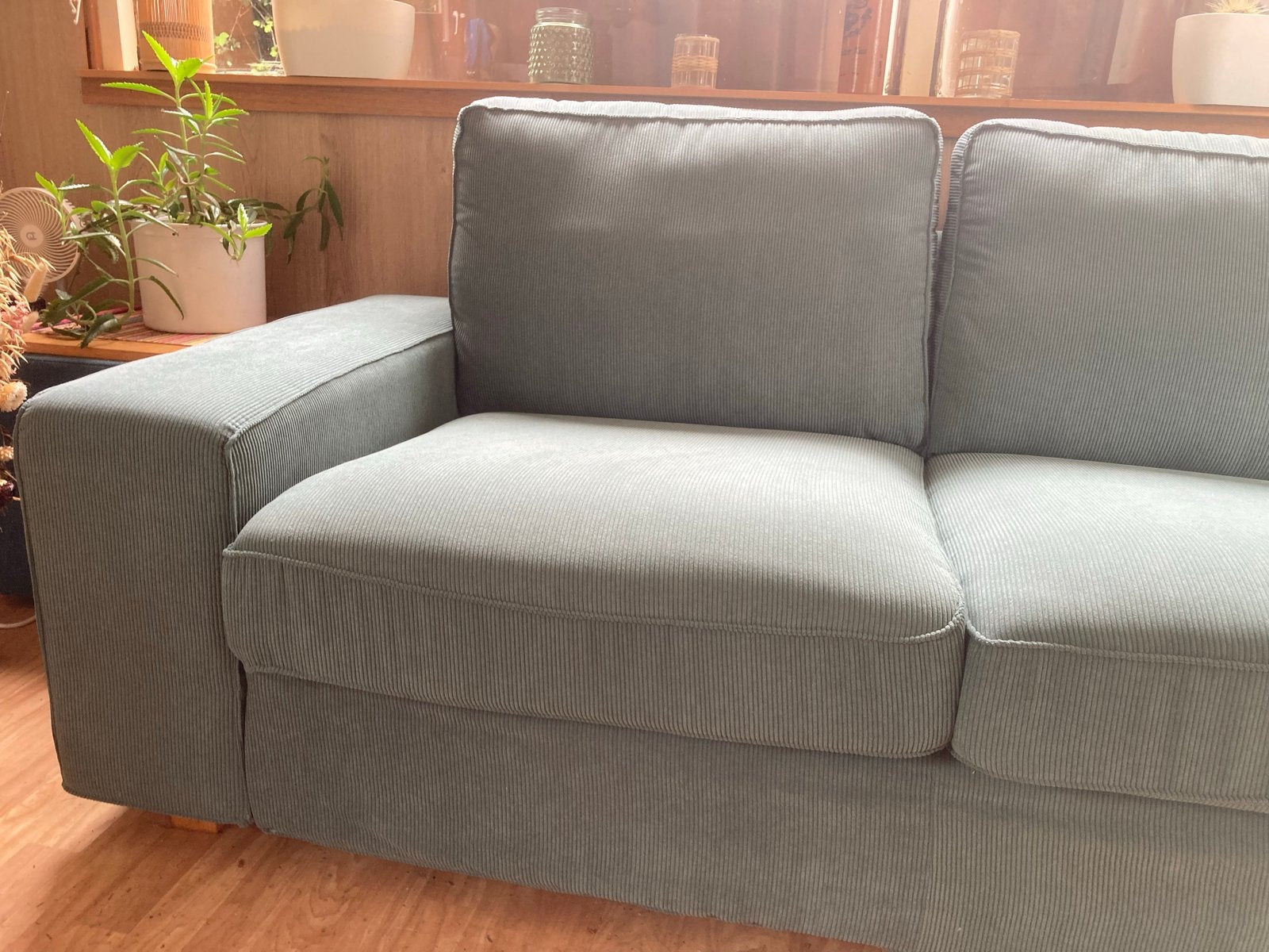 Comfortabele 2-zitsbank in lichtblauw ribstof, 150 tot 200 cm, Tweepersoons, 75 tot 100 cm, Ophalen of Verzenden