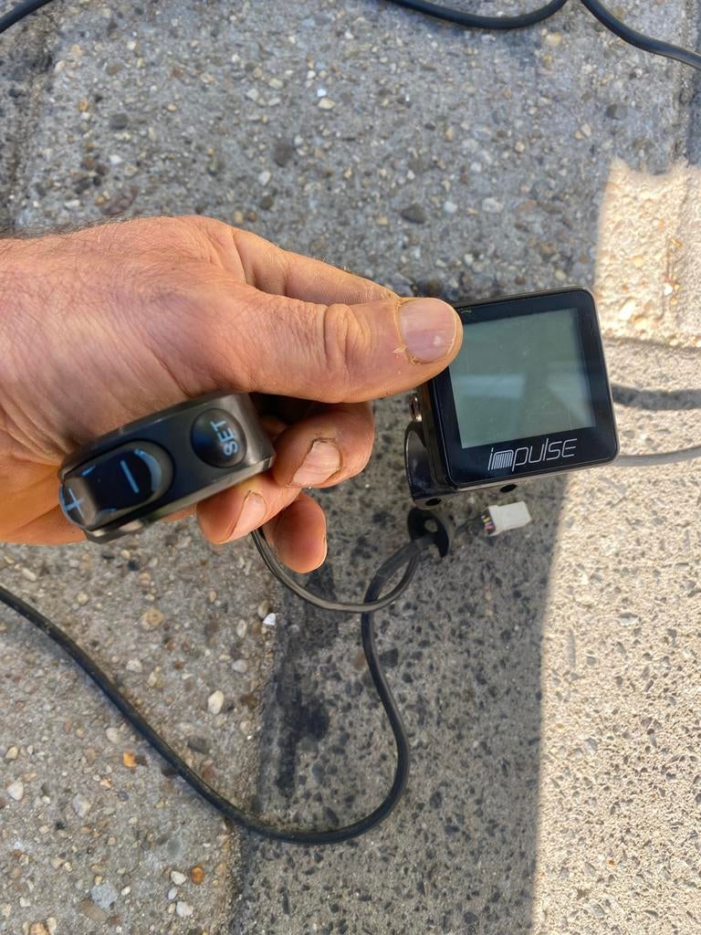 Impulse E-bike Display met Bedieningseenheid, Fietsen en Brommers, Fietsaccessoires | Fietscomputers, Gebruikt, Ophalen