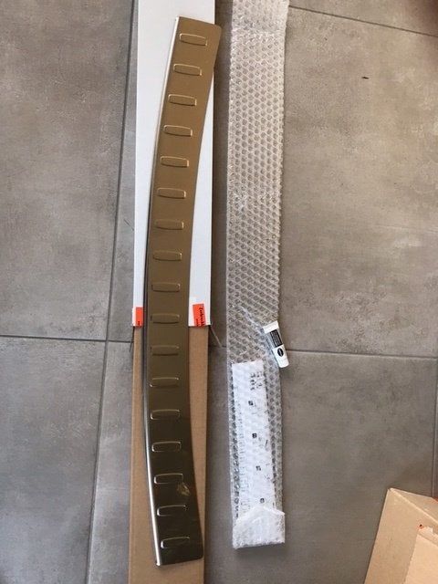 Bumper bescherming dacia duster achterbumper chroom, Auto diversen, Auto-accessoires, Nieuw, Ophalen of Verzenden