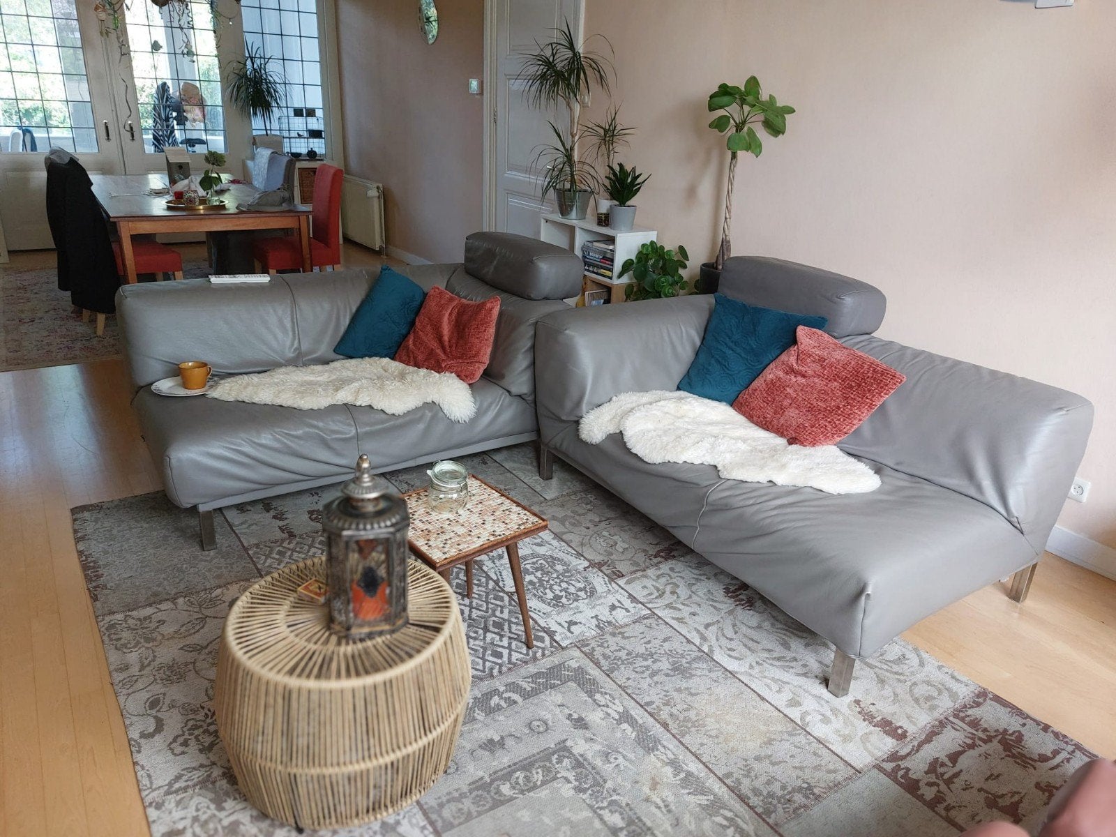 vintage design banken LABEL 2x 150 cm  GRIJS, Huis en Inrichting, Ophalen, Gebruikt, Vintage modern, 300 cm of meer