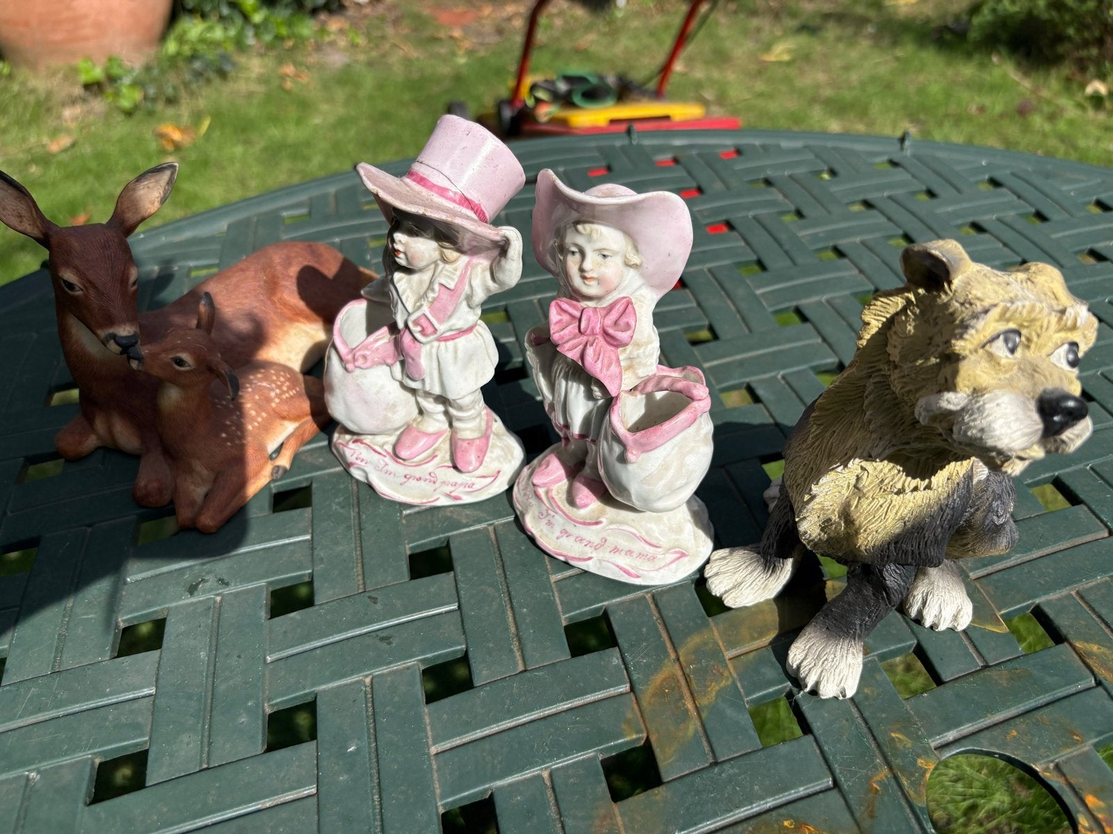 Diverse decoratieve beeldjes: herten, kinderen en hond, Verzamelen, Ophalen, Gebruikt, Dier