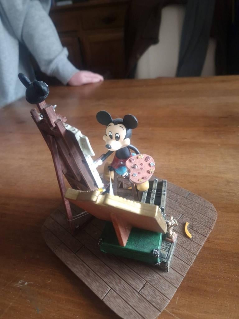 Disney mickey Portret, Verzamelen, Disney, Ophalen of Verzenden, Mickey Mouse, Zo goed als nieuw, Beeldje of Figuurtje