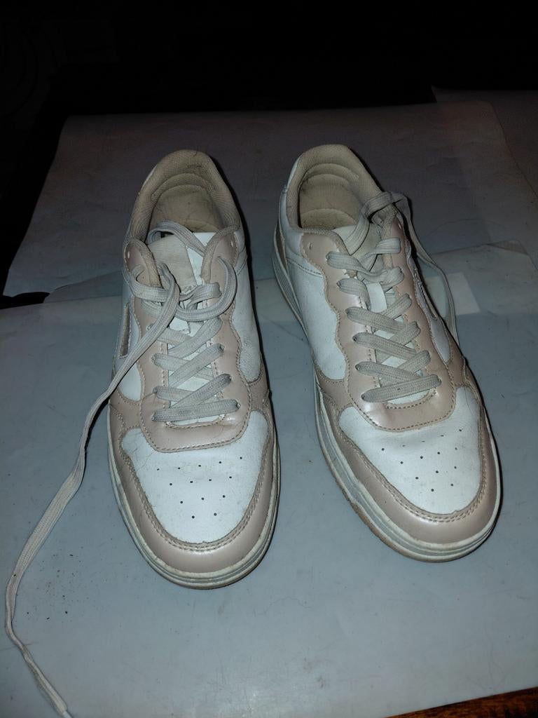 Schoenen maat 40, Ophalen of Verzenden, Zo goed als nieuw, Zwart, Sneakers of Gympen
