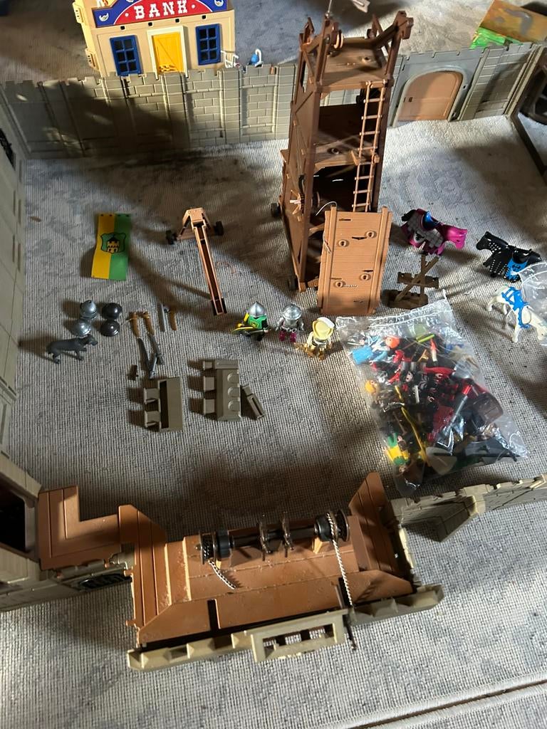 Grootste kasteel playmobil, Ophalen of Verzenden, Gebruikt