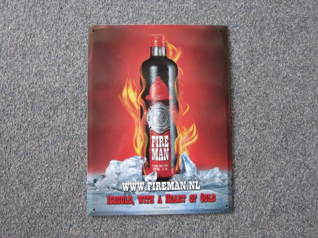 FIREMAN VODKA BLIKKEN RECLAMEBORD, Verzamelen, Merken en Reclamevoorwerpen, Ophalen, Nieuw, Reclamebord