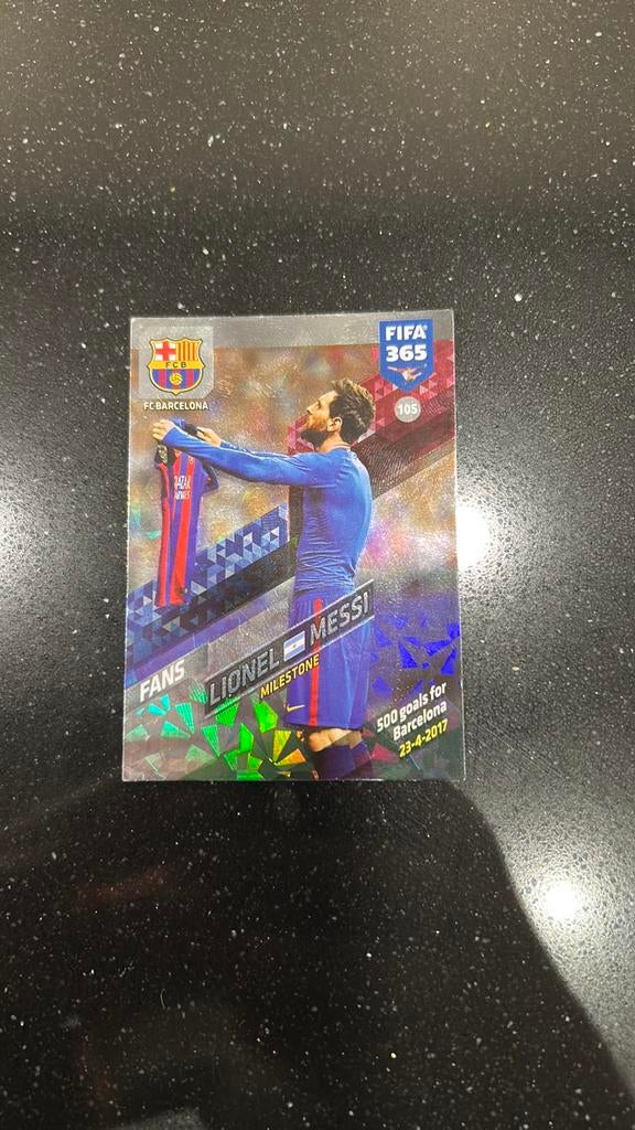 Panini adrenalyn xl 2017-2018 fifa 365 #105 messi, Hobby en Vrije tijd, Stickers en Plaatjes, Ophalen of Verzenden, Zo goed als nieuw