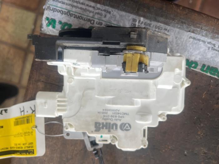 Deurslot Mechaniek 4Deurs rechts-achter van een Seat Leon, 3 maanden garantie, Gebruikt, Seat