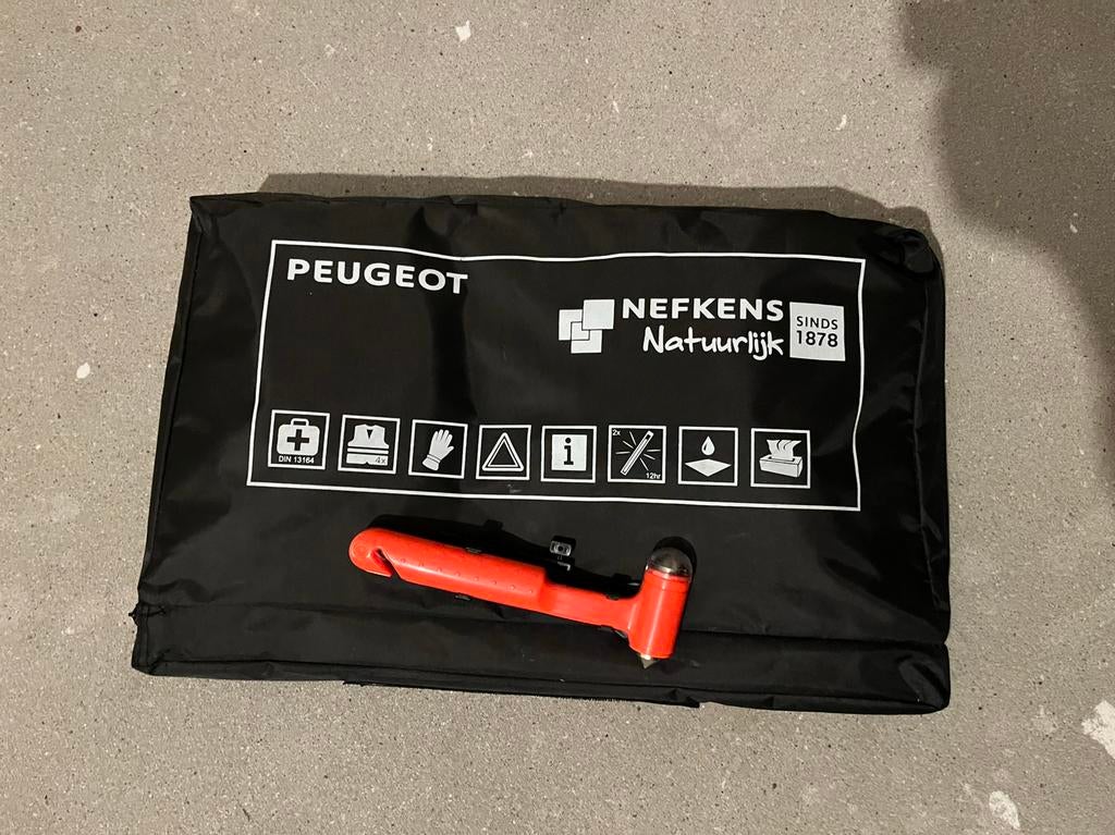 Veiligheidsset auto met lifehamer, Ophalen of Verzenden, Zo goed als nieuw