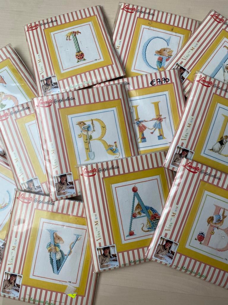 Marjolein Bastin borduurpakket Alfabet Vera de Muis, Hobby en Vrije tijd, Borduren en Borduurmachines, Ophalen of Verzenden, Zo goed als nieuw