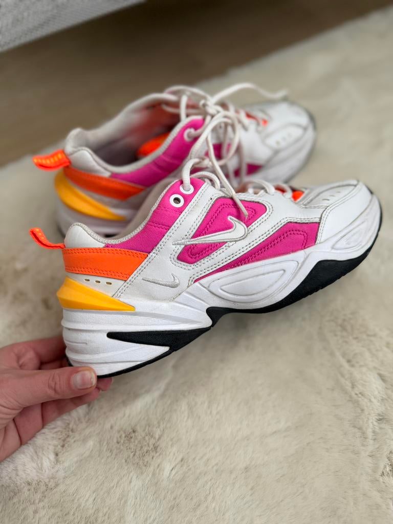 Nike M2K Tekno Laser Fuchsia 38, Ophalen of Verzenden, Zo goed als nieuw, Roze, Sneakers of Gympen