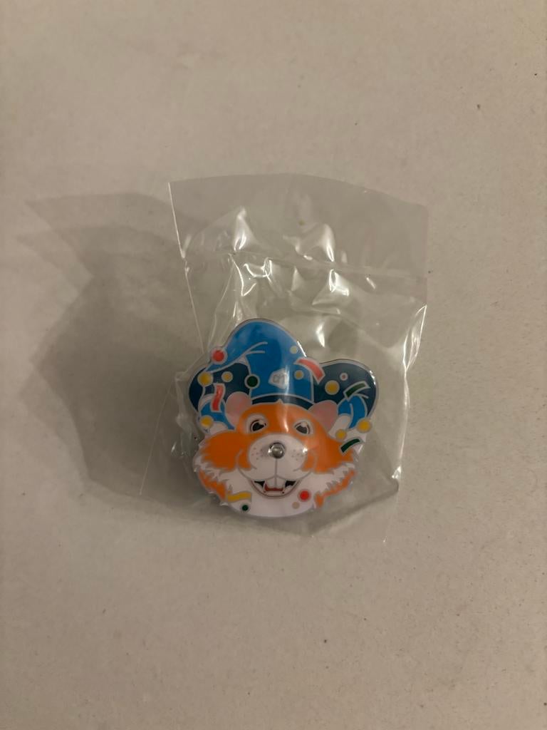 Albert Heijn Ah hamster carnaval vasteloavend speldje pin!, Verzamelen, Speldjes, Pins en Buttons, Ophalen of Verzenden, Nieuw