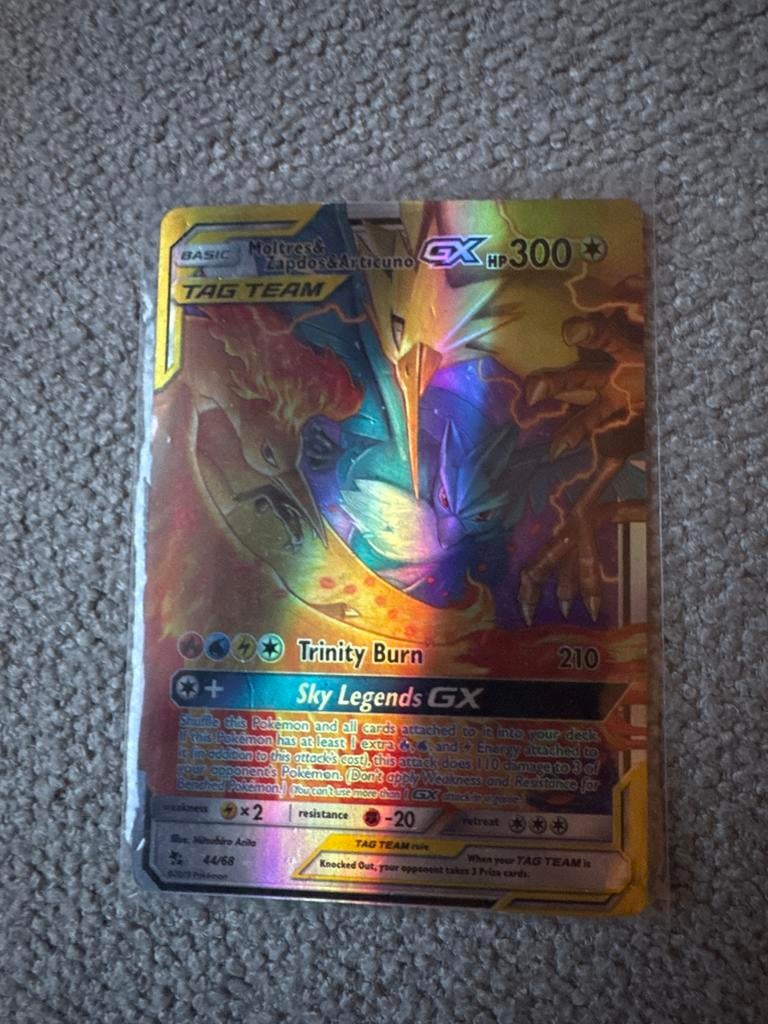 Moltres & Zapdos & Articuno GX Pokémon Kaart, Ophalen of Verzenden, Zo goed als nieuw, Losse kaart, Foil