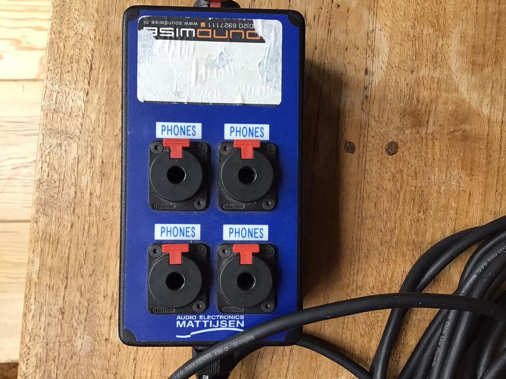 Audio Electronics Mattijsen - verdeelbox hoofdtelefoon, Ophalen of Verzenden, Gebruikt, Overige merken